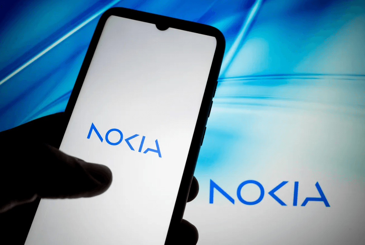 Nokia株は8%急騰後も買いか?JPMorganの目標株価21ドルが投資家に示すもの