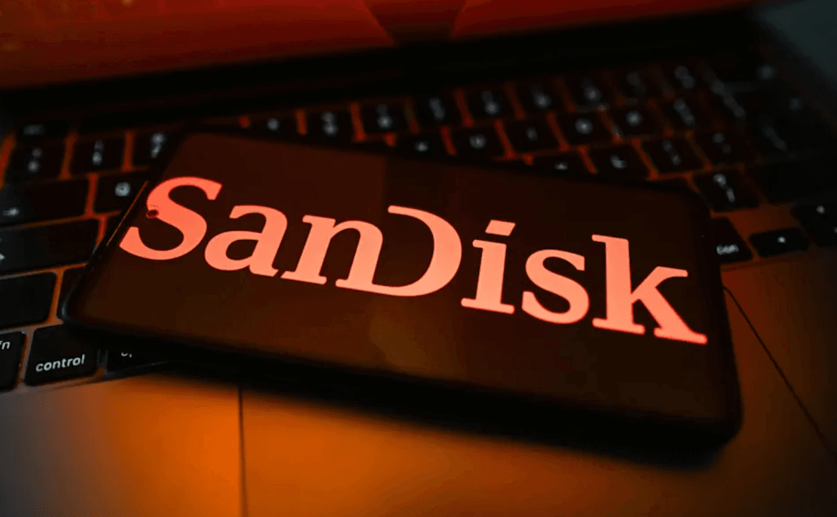 SNDK 股價預測 2026-2027:SanDisk 在經歷 50% 暴跌後能否回升至 2,000 美元?