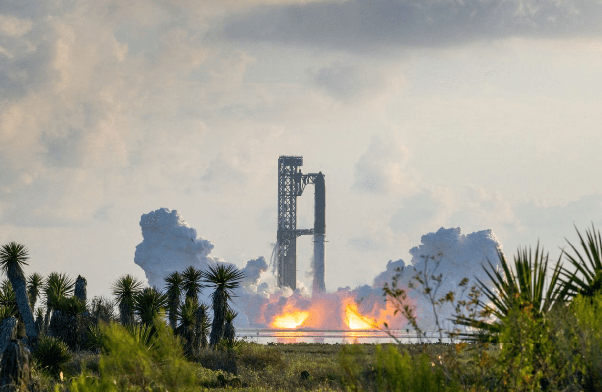 SPCX 股票在星艦創下迄今最成功飛行後下跌:為何引擎問題讓 SpaceX 提前結束任務