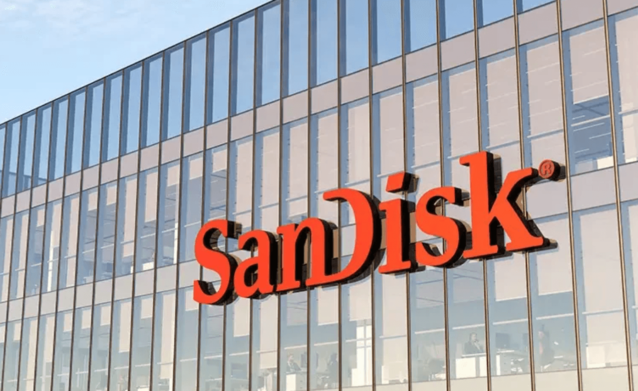 L'action SanDisk bondit après l'Investor Day : que signifient réellement l'objectif de marge de 80 % et la feuille de route 2030